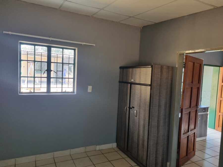 Commercial Property for Sale in Zuurplaat A H North West